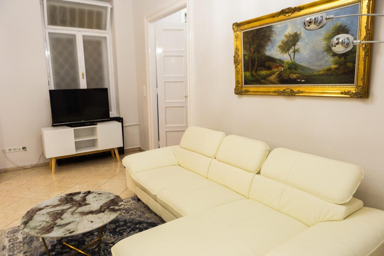 Luxury Downtown 3 Bedroom Apartment By Synagoge With Beautiful View Budapest Exterior foto