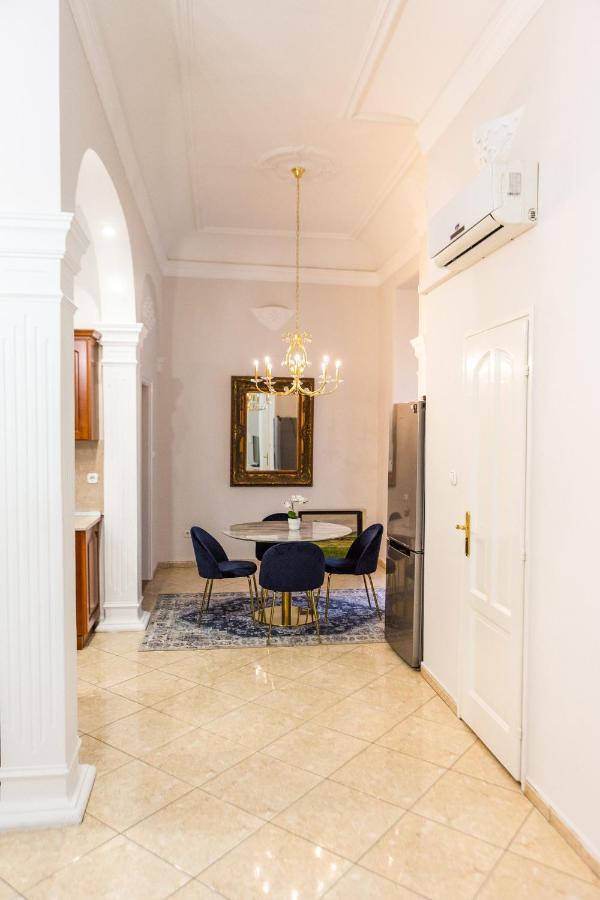 Luxury Downtown 3 Bedroom Apartment By Synagoge With Beautiful View Budapest Exterior foto